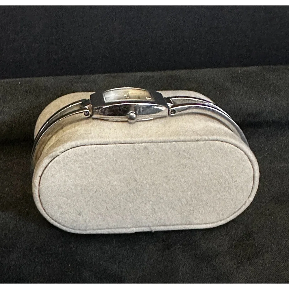 Fossil F2 Watch Womens OS Silver Tone Stainless Steel ES-9645 Bangle Bracelet‎